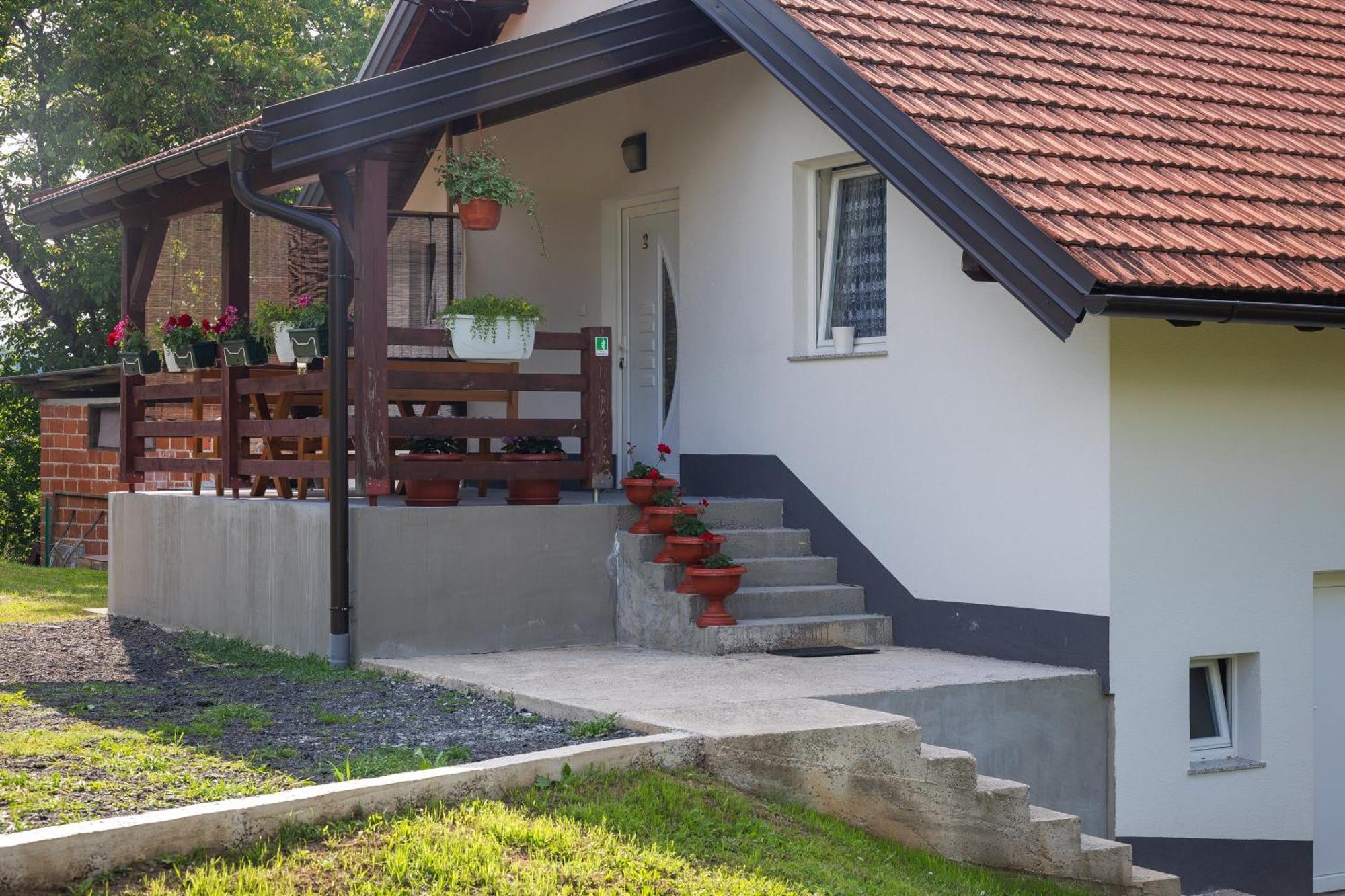 Apartman Rita สลูน ภายนอก รูปภาพ