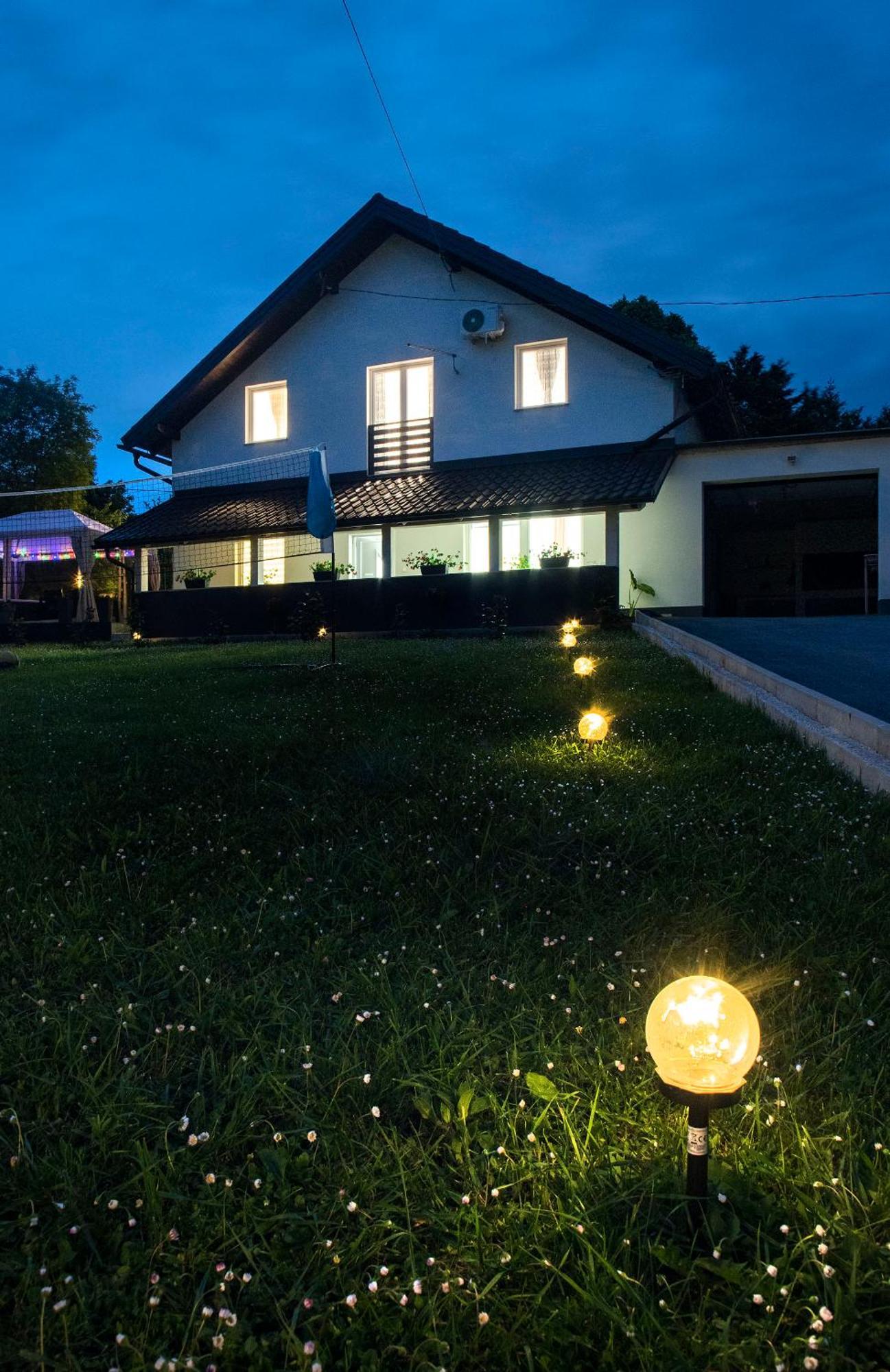 Apartman Rita สลูน ภายนอก รูปภาพ